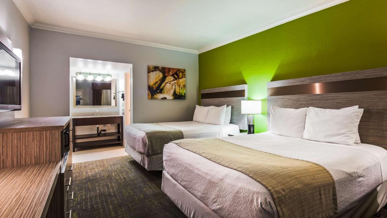 Best Western InnSuites Phoenix Hotel&Suites Eksteriør bilde