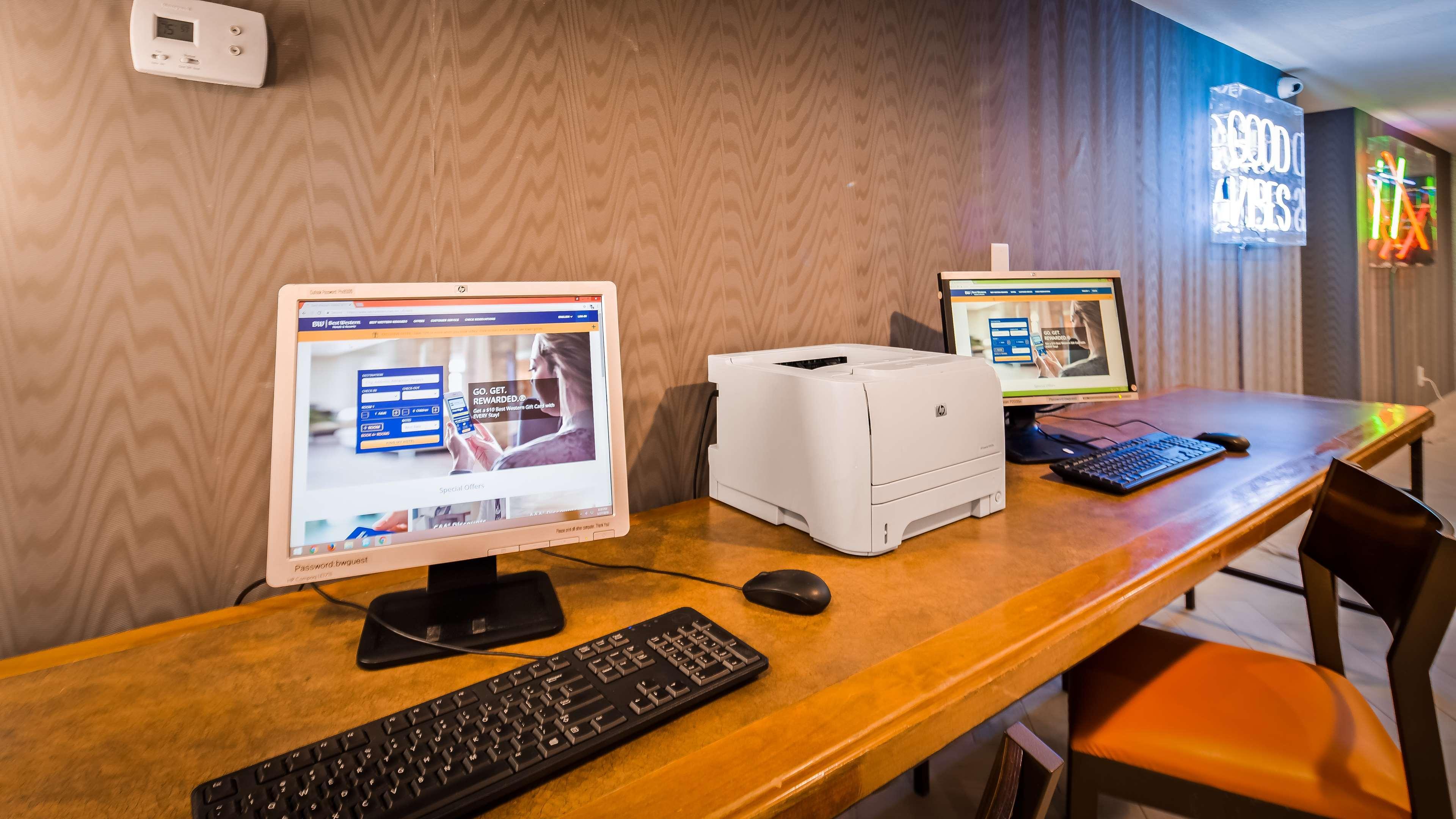 Best Western InnSuites Phoenix Hotel&Suites Eksteriør bilde