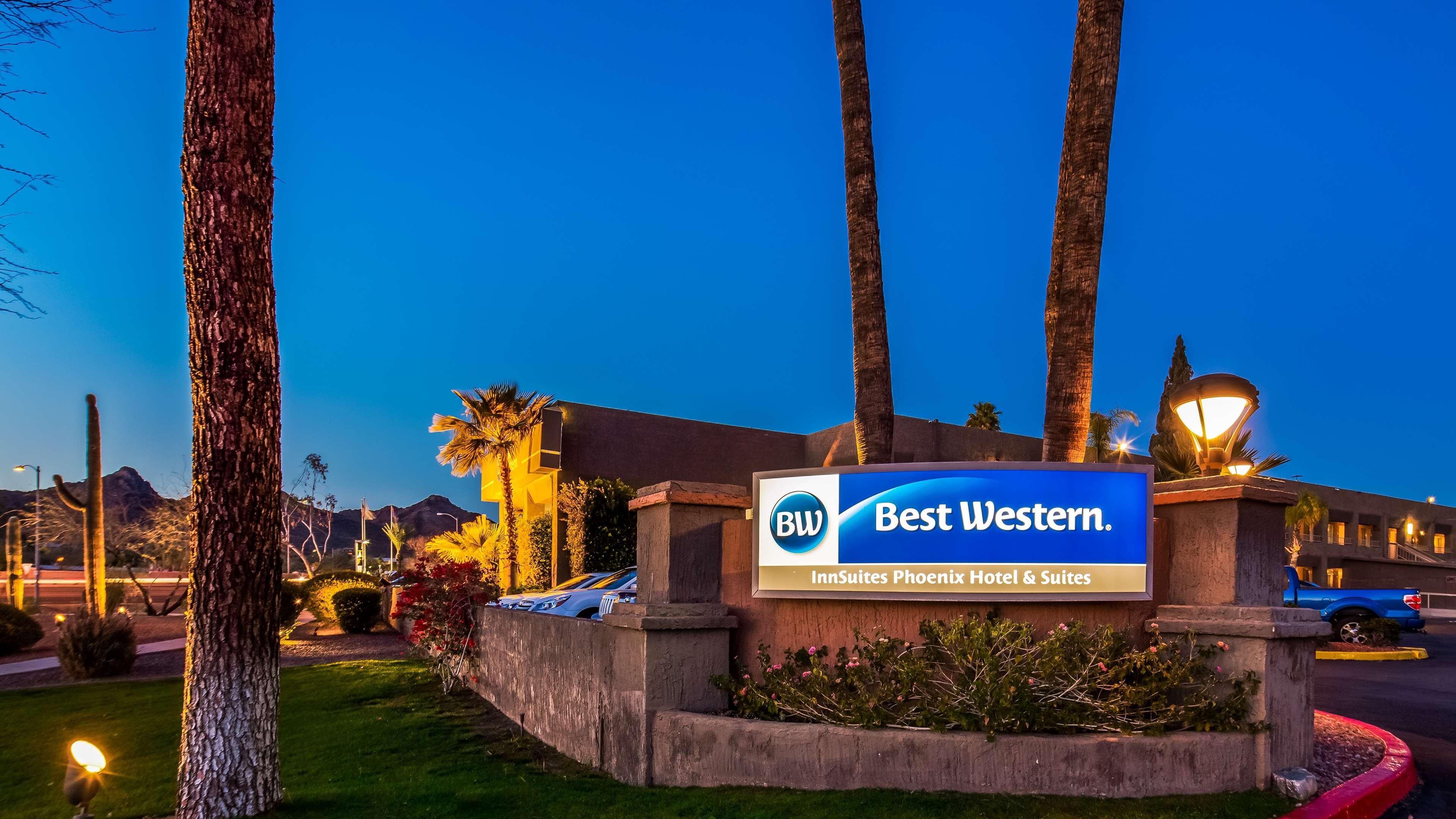 Best Western InnSuites Phoenix Hotel&Suites Eksteriør bilde