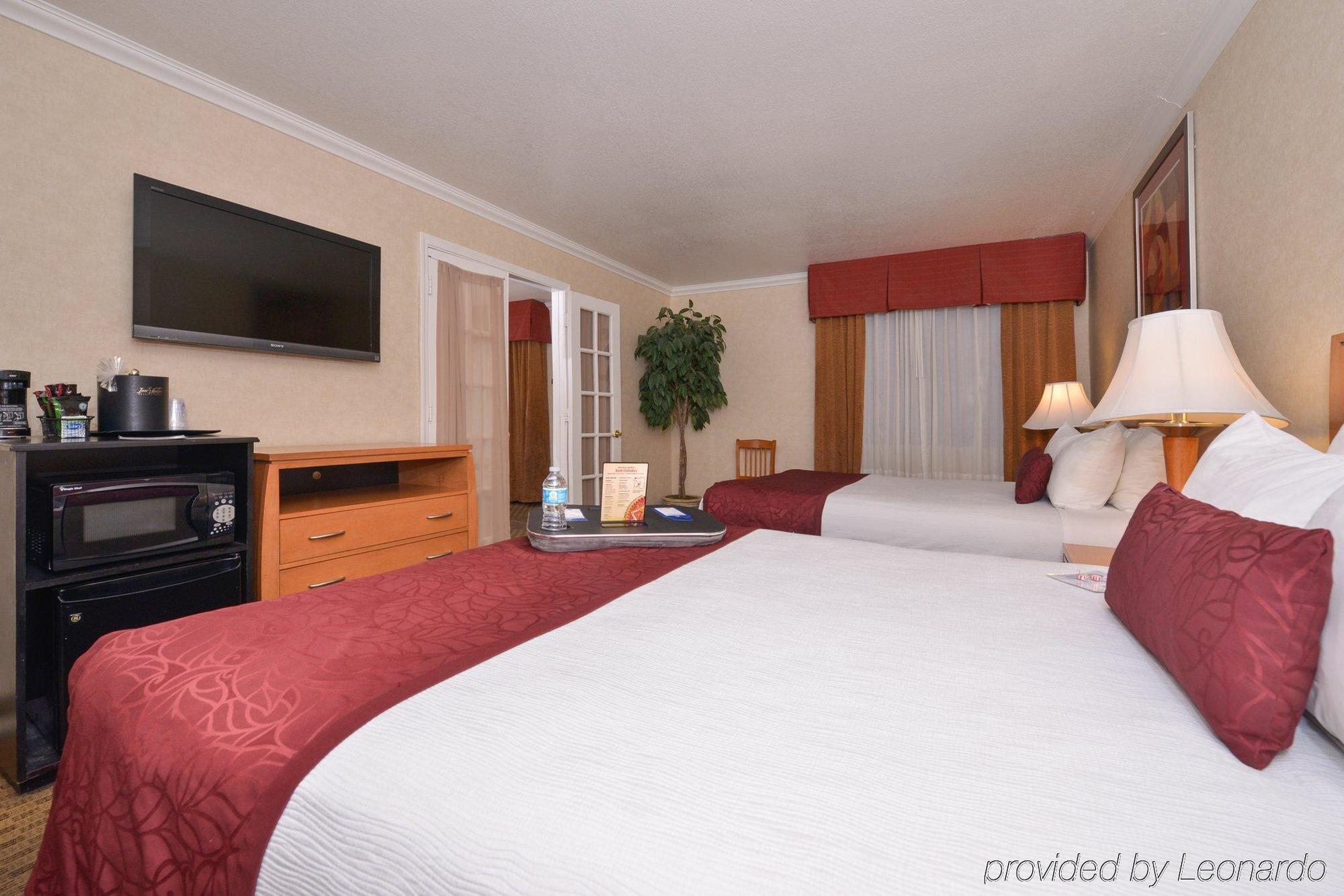 Best Western InnSuites Phoenix Hotel&Suites Eksteriør bilde