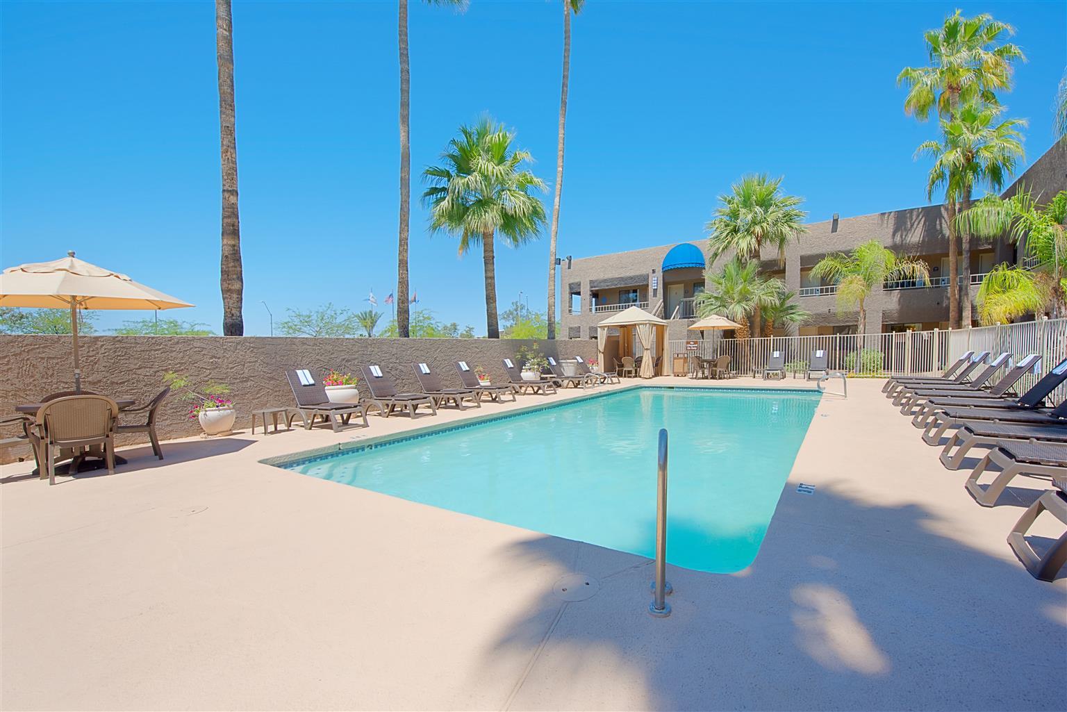 Best Western InnSuites Phoenix Hotel&Suites Eksteriør bilde