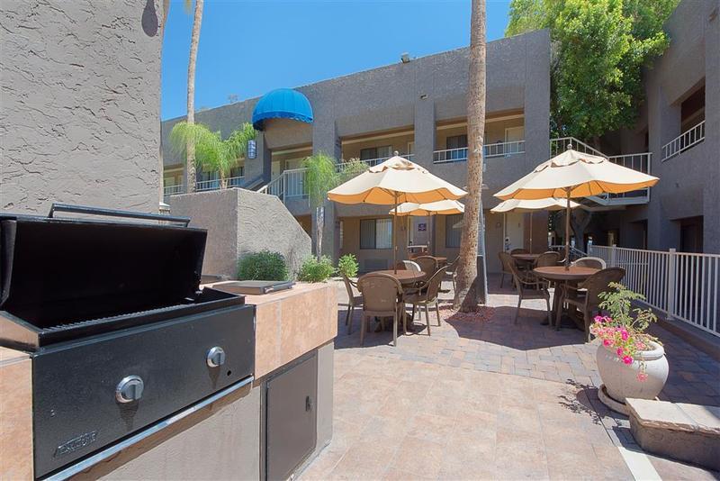 Best Western InnSuites Phoenix Hotel&Suites Eksteriør bilde