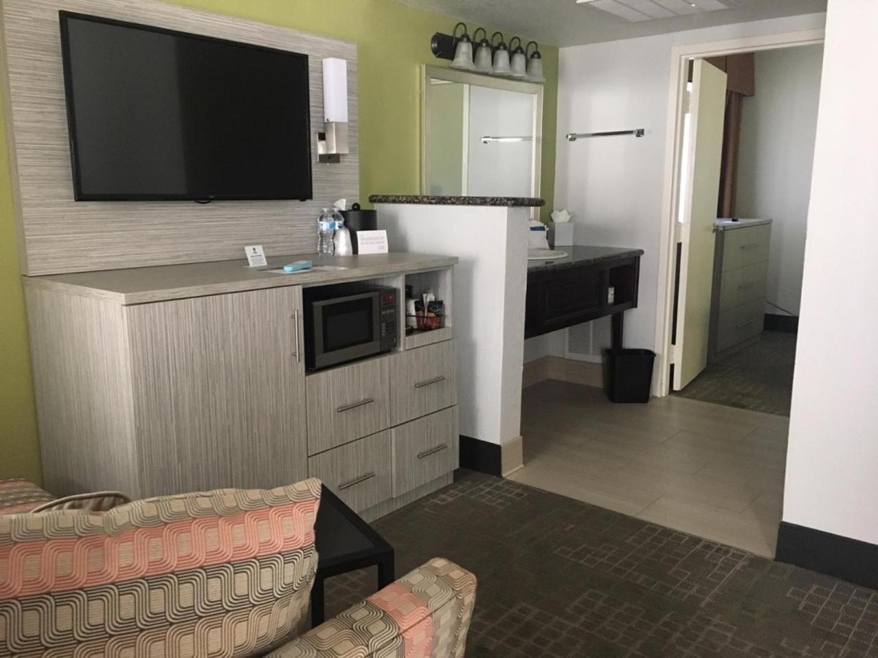 Best Western InnSuites Phoenix Hotel&Suites Eksteriør bilde