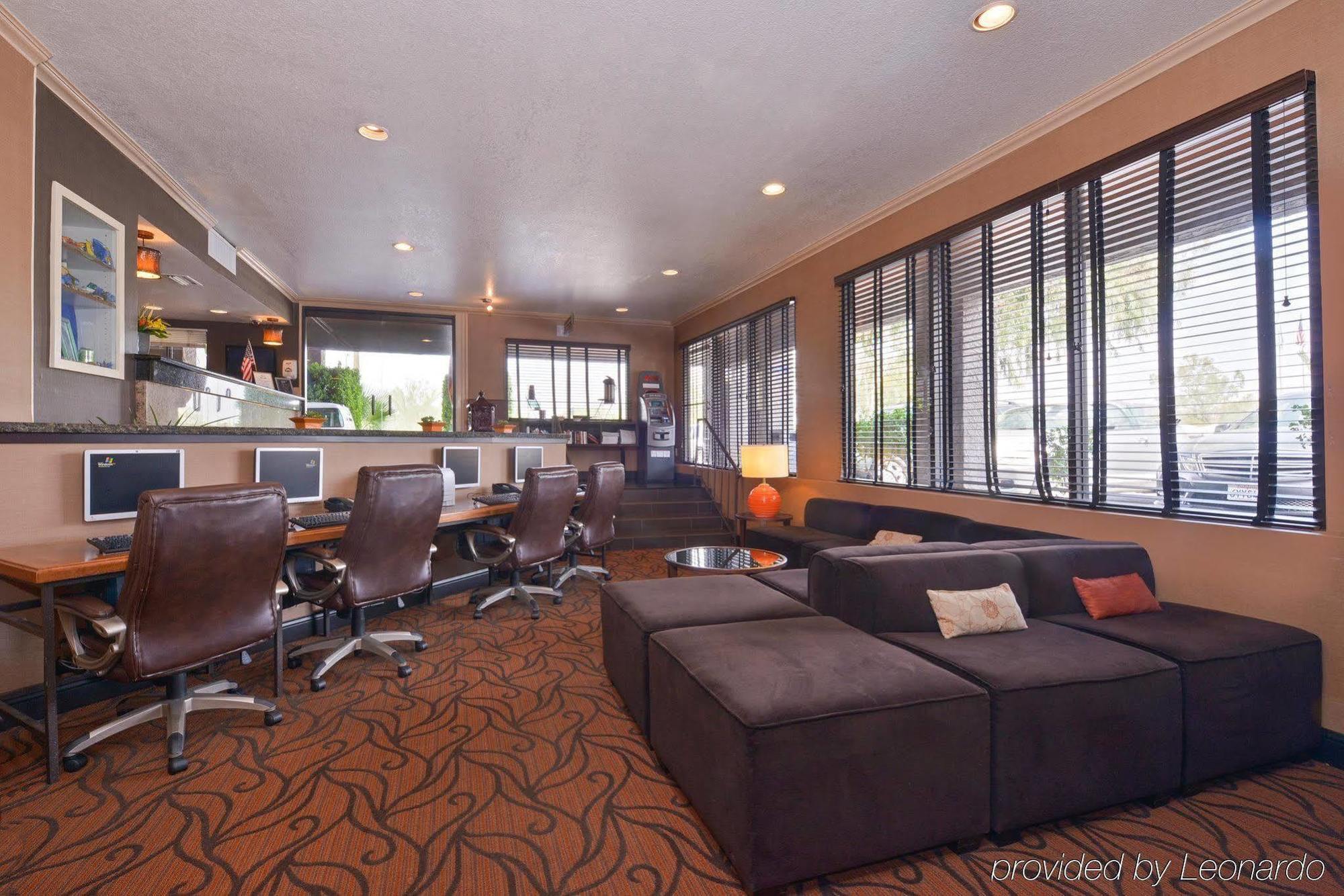 Best Western InnSuites Phoenix Hotel&Suites Eksteriør bilde