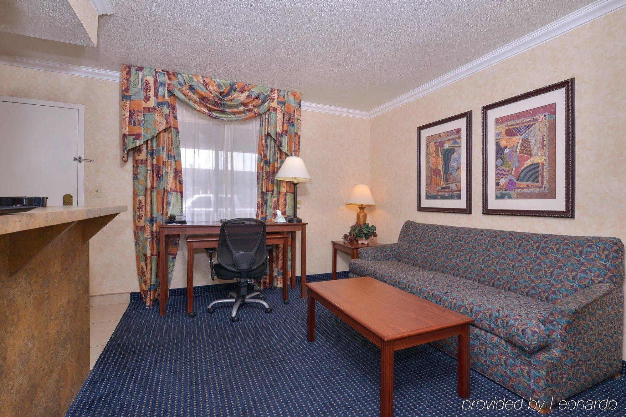 Best Western InnSuites Phoenix Hotel&Suites Eksteriør bilde