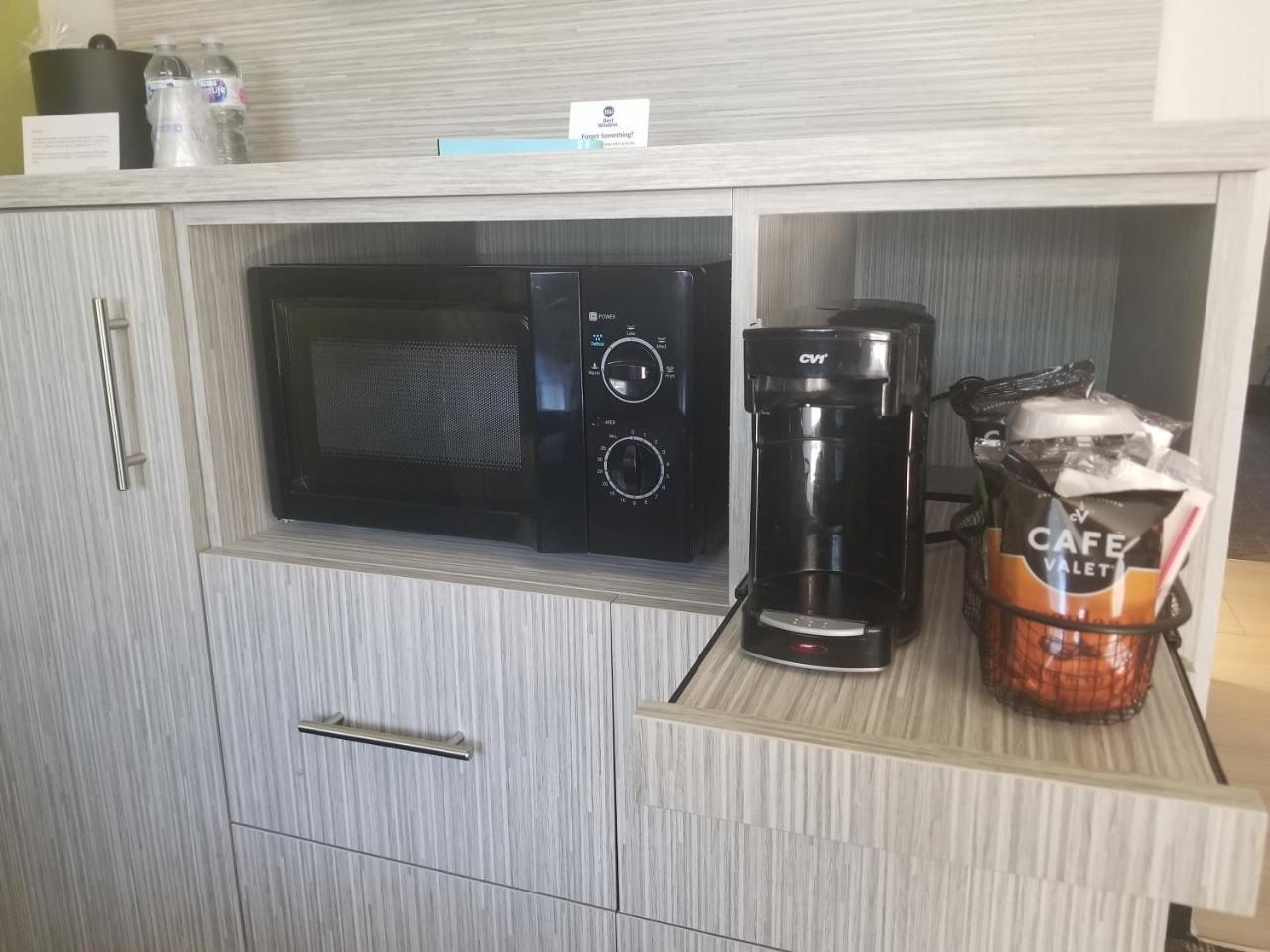 Best Western InnSuites Phoenix Hotel&Suites Eksteriør bilde