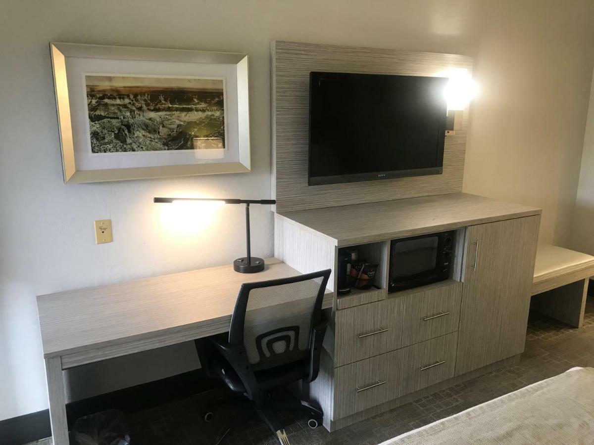 Best Western InnSuites Phoenix Hotel&Suites Eksteriør bilde